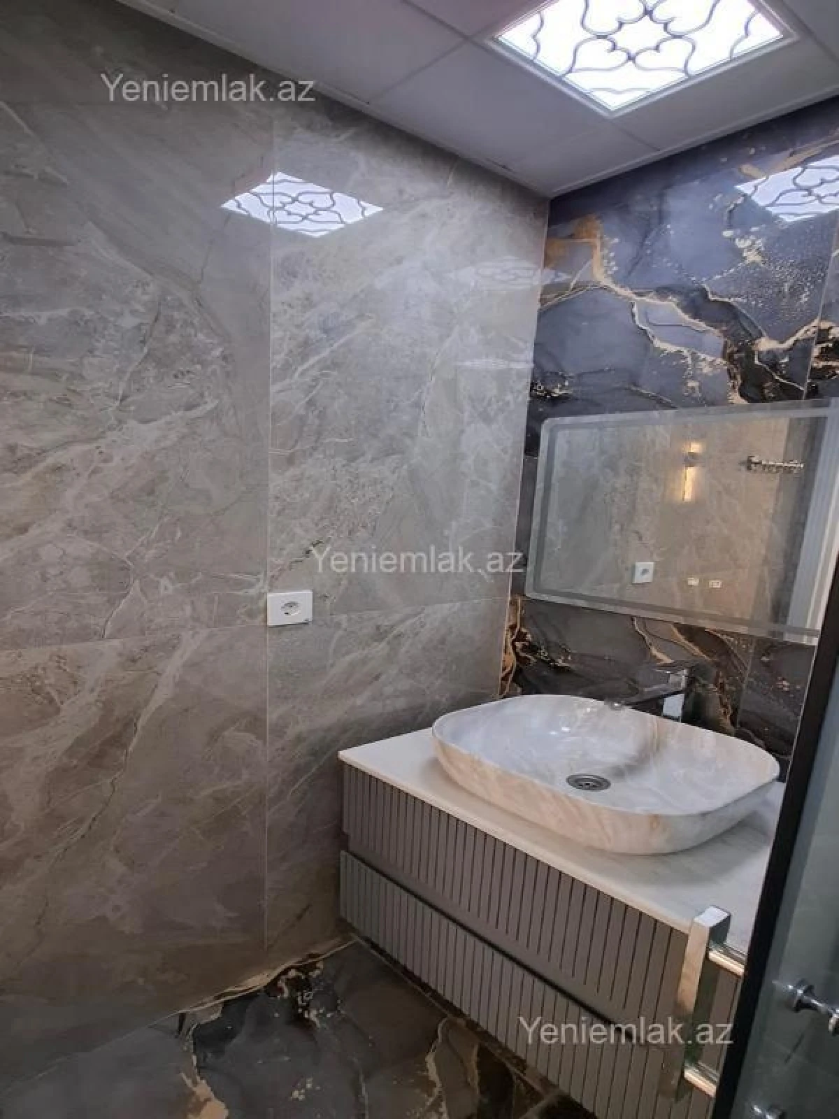Satılır 3 otaqlı yeni tikili 102 m²