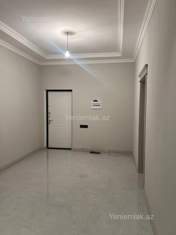 Satılır 4 otaqlı yeni tikili 200 m²