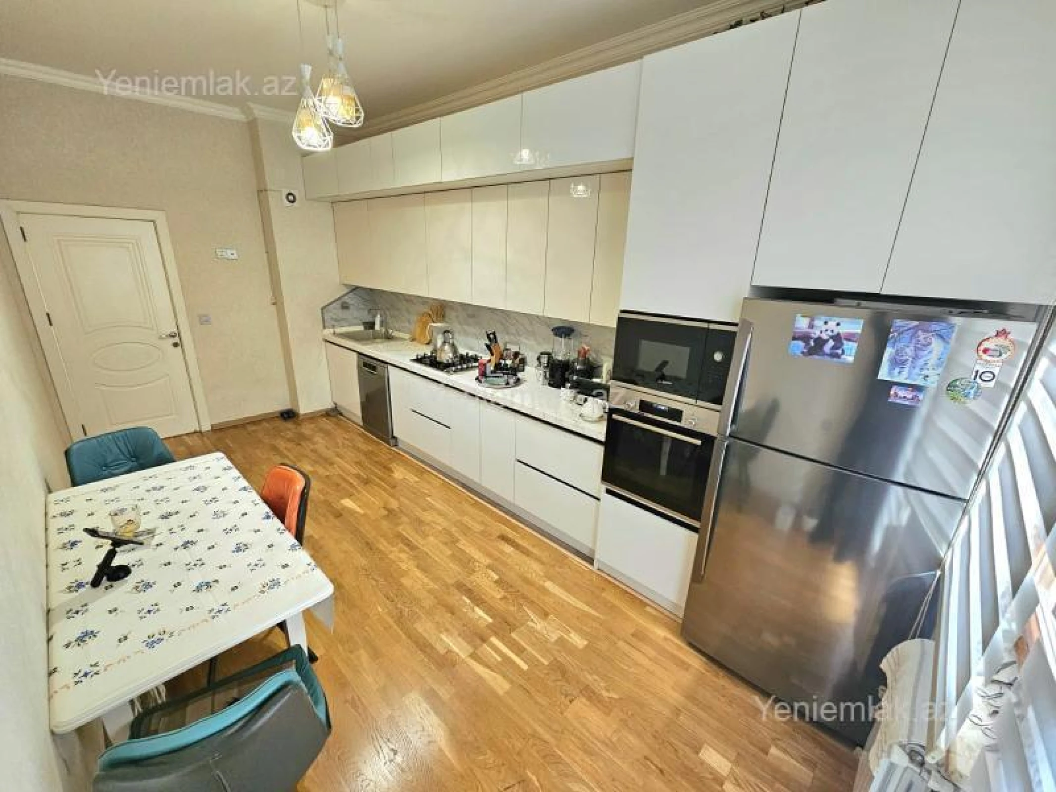 Satılır 3 otaqlı yeni tikili 110 m²