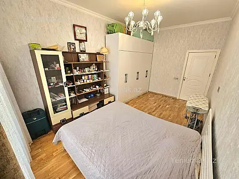 Satılır 3 otaqlı yeni tikili 110 m²