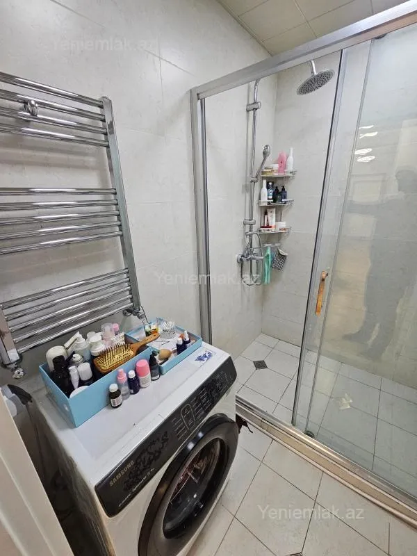 Satılır 3 otaqlı yeni tikili 110 m²