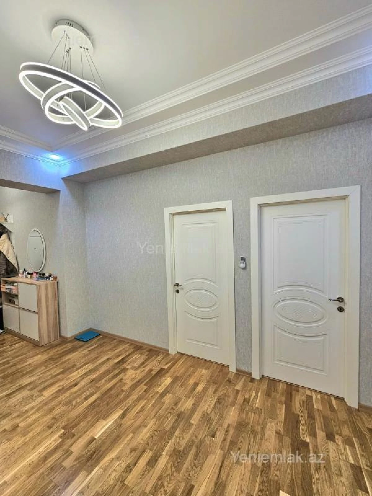 Satılır 3 otaqlı yeni tikili 110 m²