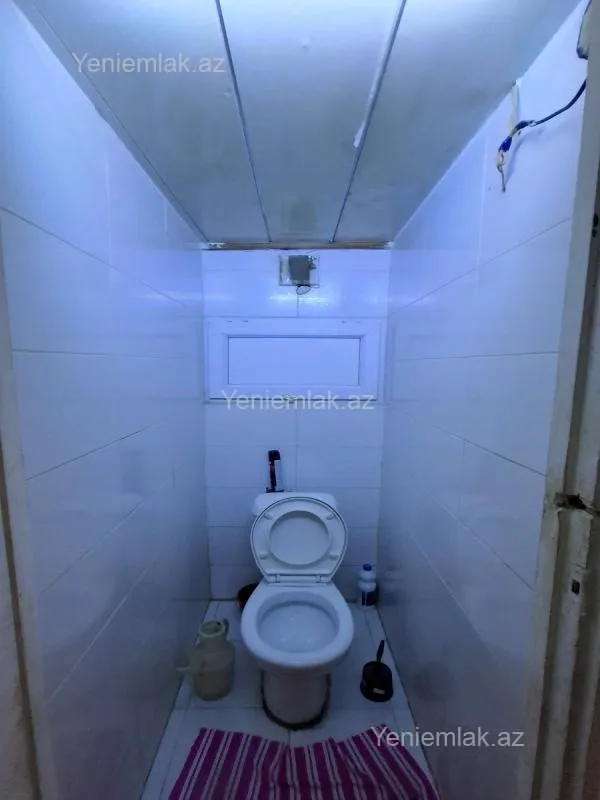 Satılır 2 otaqlı köhnə tikili 53 m²