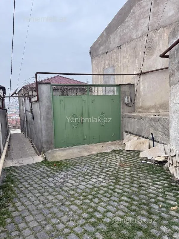 Satılır 2 otaqlı həyət evi 50 m²