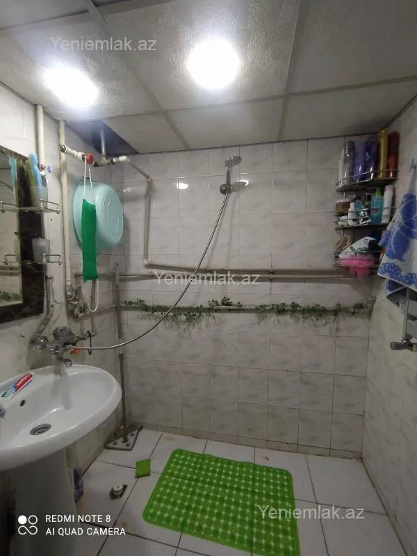 Satılır 3 otaqlı köhnə tikili 73 m²