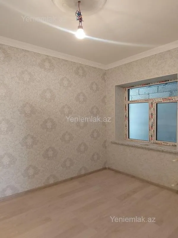 Satılır 6 otaqlı həyət evi 150 m²