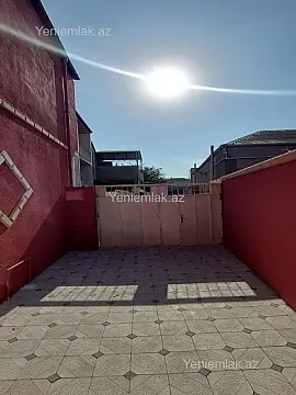 Satılır 6 otaqlı həyət evi 150 m²