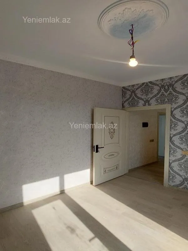 Satılır 6 otaqlı həyət evi 150 m²