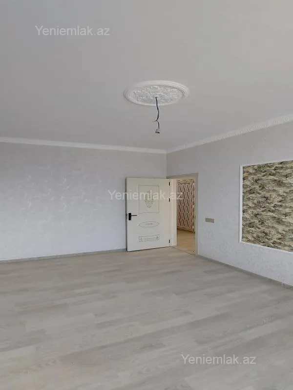 Satılır 6 otaqlı həyət evi 150 m²