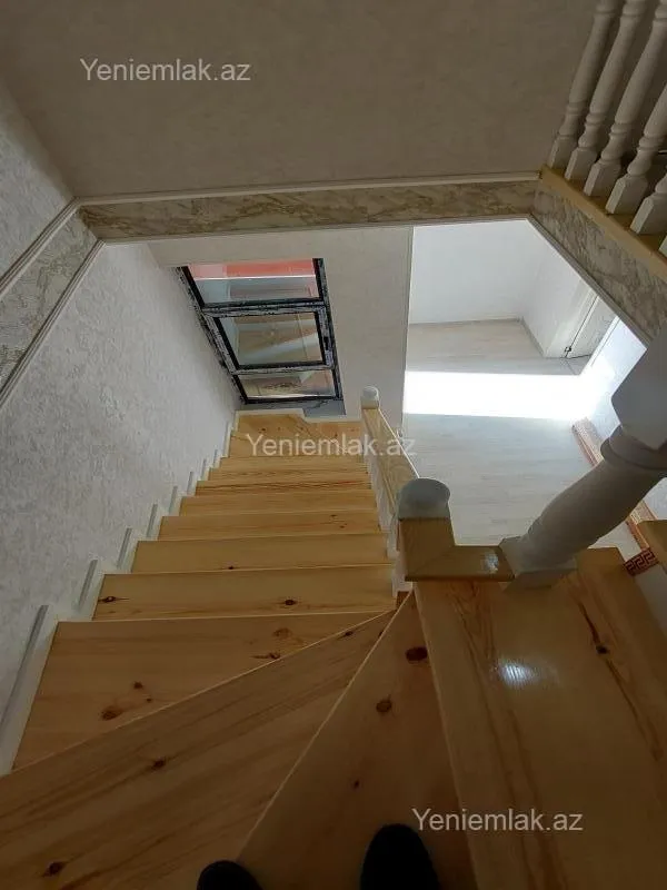 Satılır 6 otaqlı həyət evi 150 m²