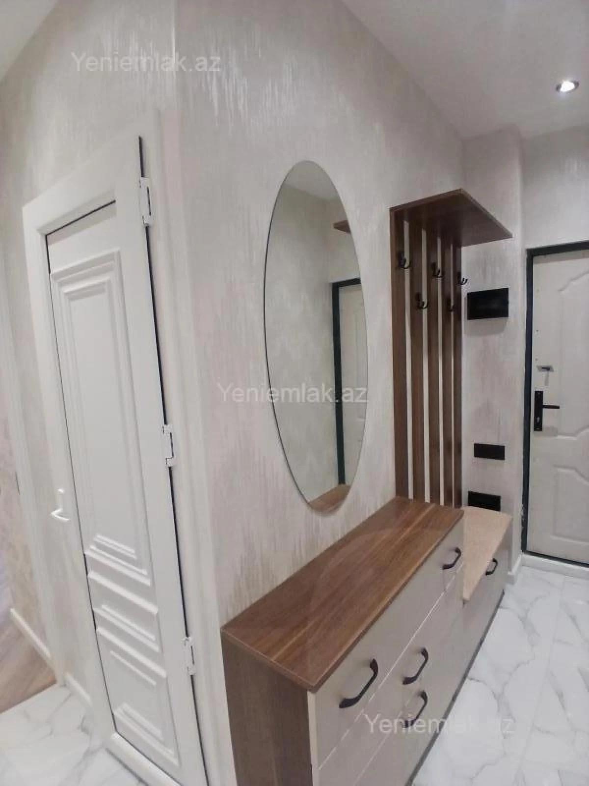 Satılır 2 otaqlı köhnə tikili 45 m²