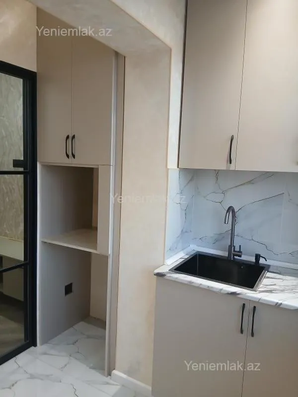 Satılır 2 otaqlı köhnə tikili 45 m²