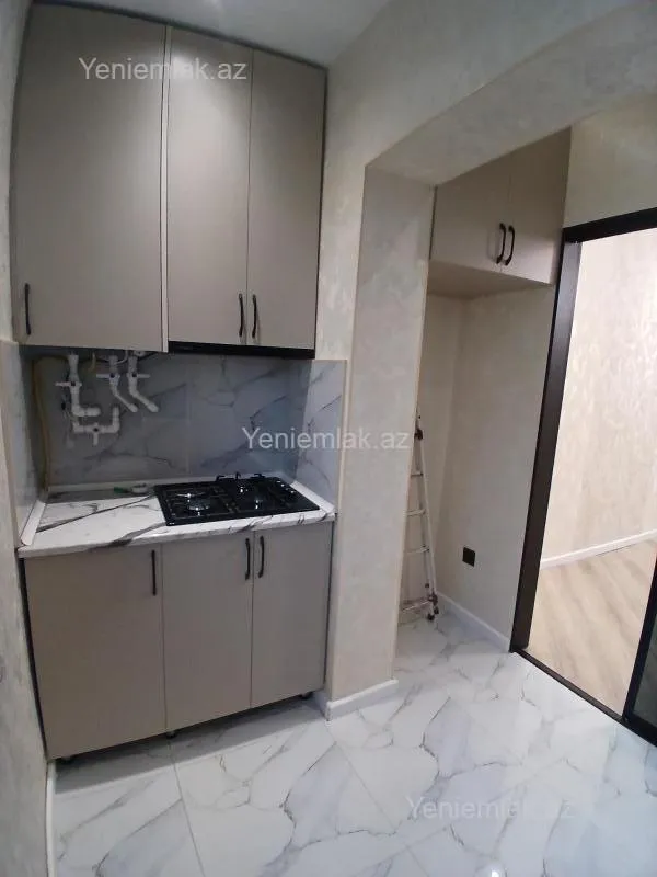 Satılır 2 otaqlı köhnə tikili 45 m²