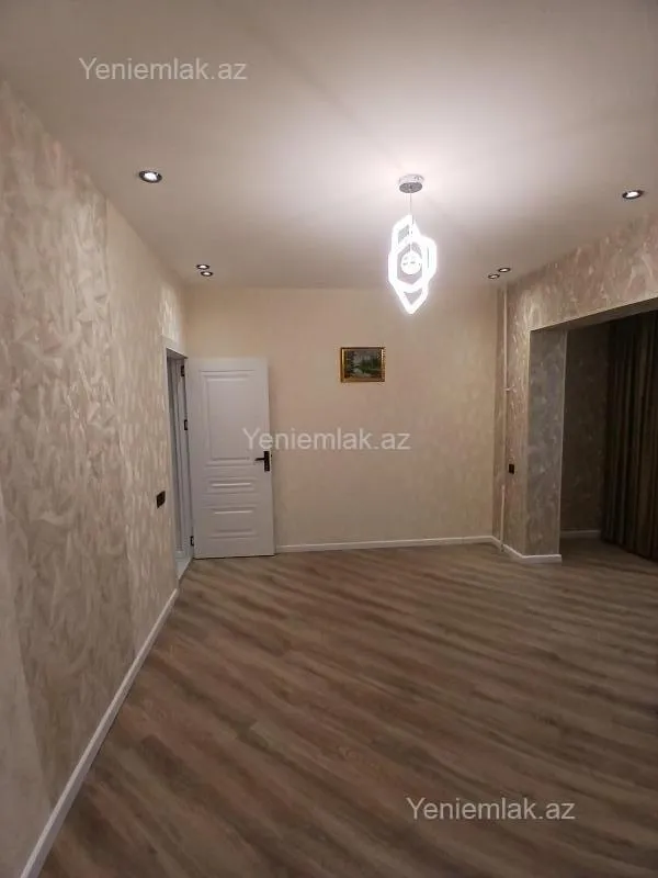 Satılır 2 otaqlı köhnə tikili 45 m²