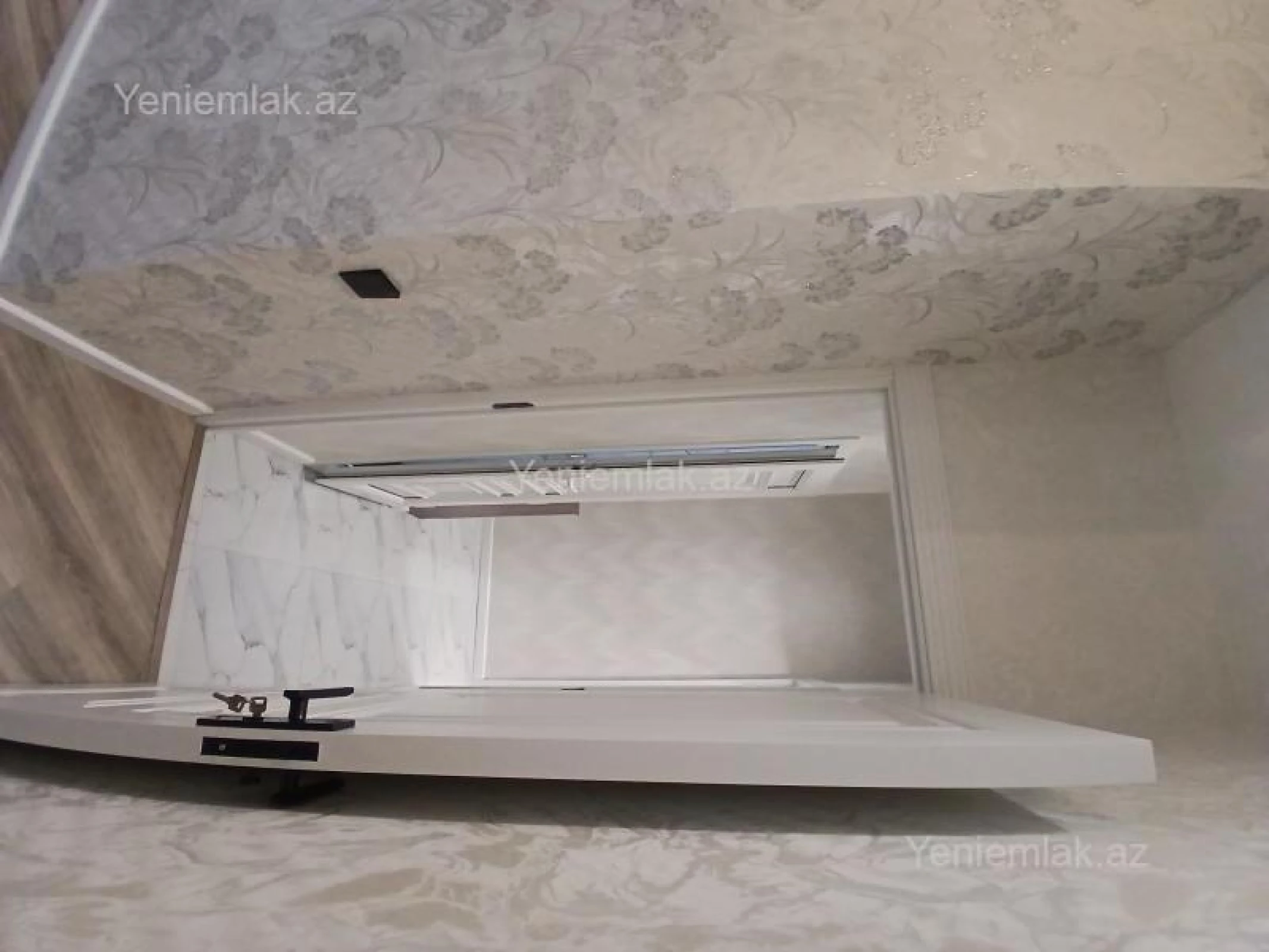 Satılır 2 otaqlı köhnə tikili 45 m²