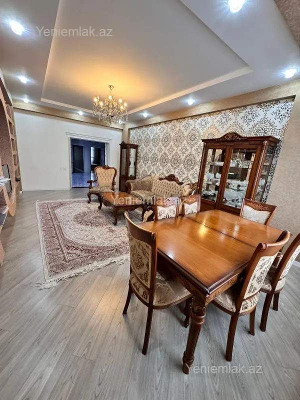 Satılır 4 otaqlı yeni tikili 155.8 m²