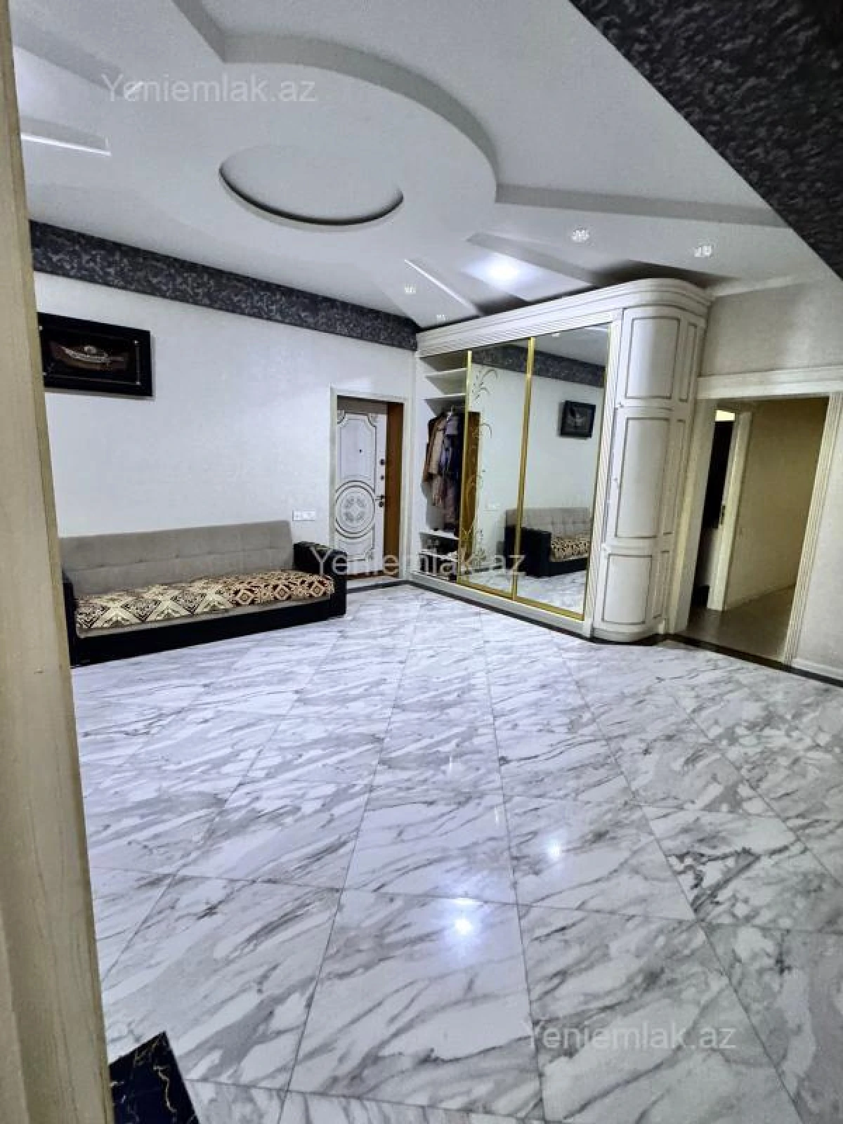 Satılır 4 otaqlı yeni tikili 155.8 m²