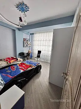 Satılır 4 otaqlı yeni tikili 155.8 m²