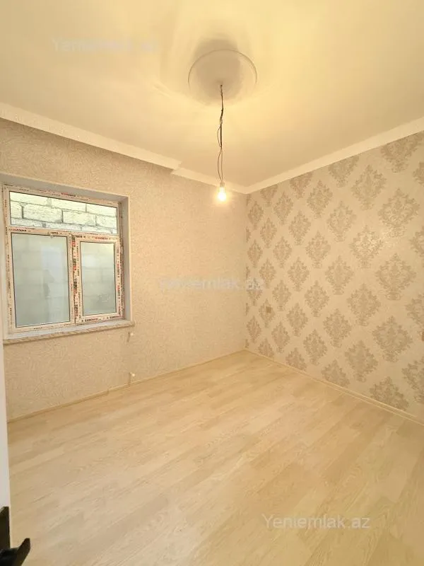 Satılır 5 otaqlı həyət evi 160 m²