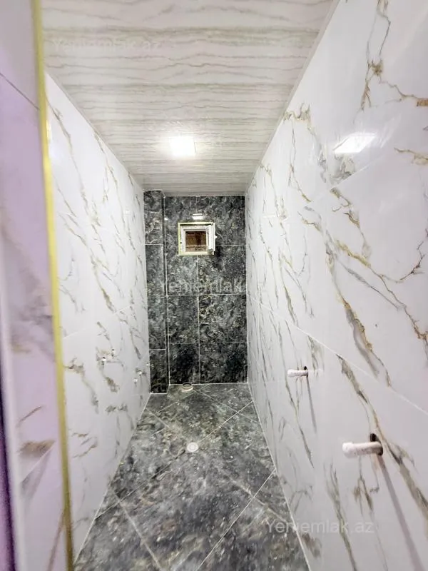 Satılır 5 otaqlı həyət evi 160 m²