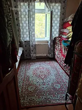 Satılır 4 otaqlı köhnə tikili 93 m²