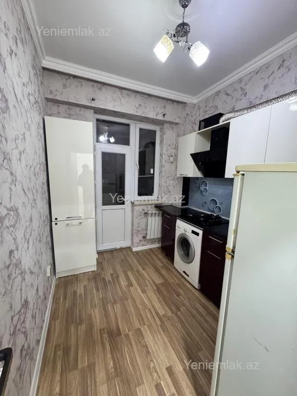 Satılır 2 otaqlı yeni tikili 64 m²