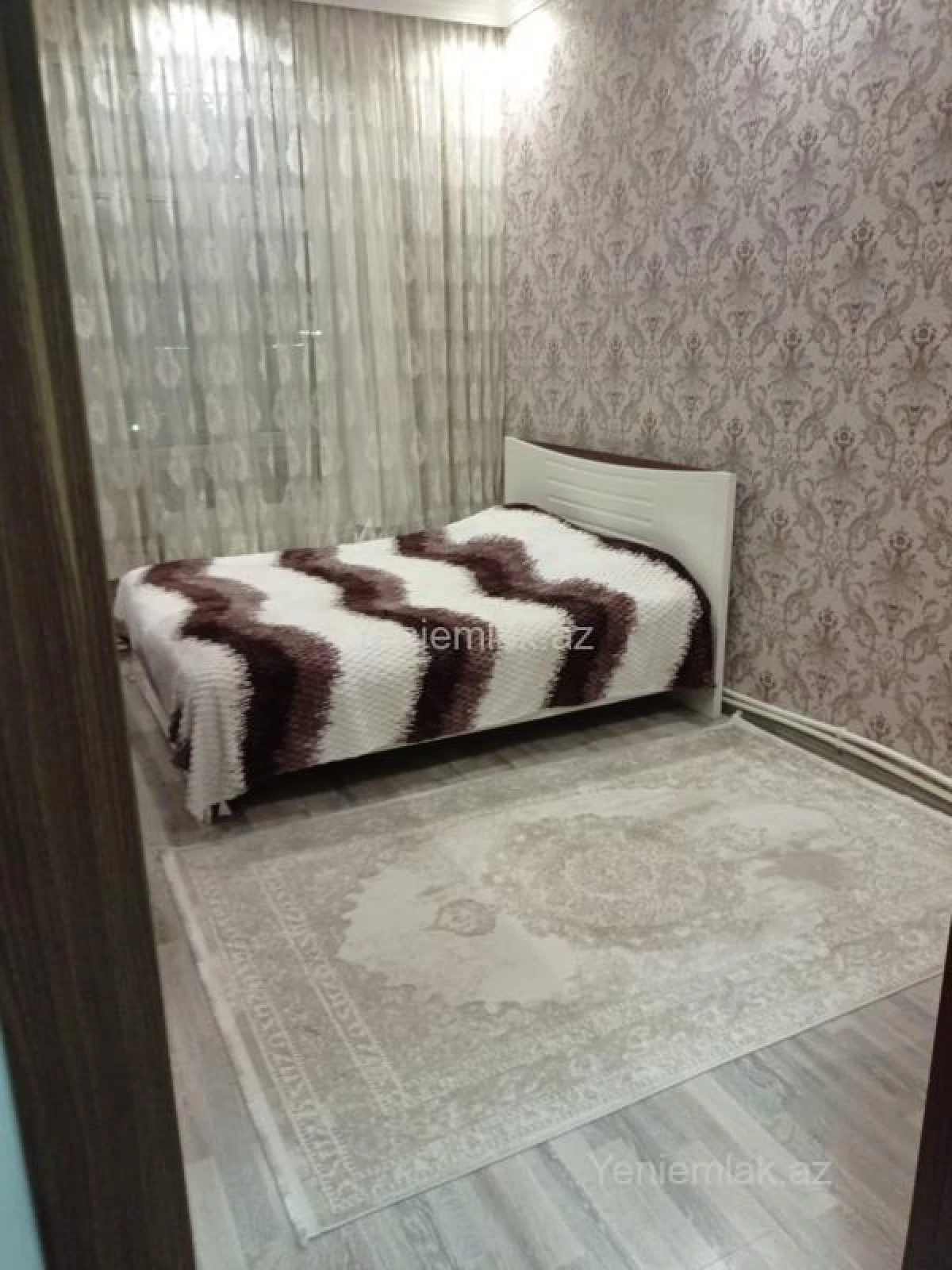 Satılır 2 otaqlı köhnə tikili 55 m²