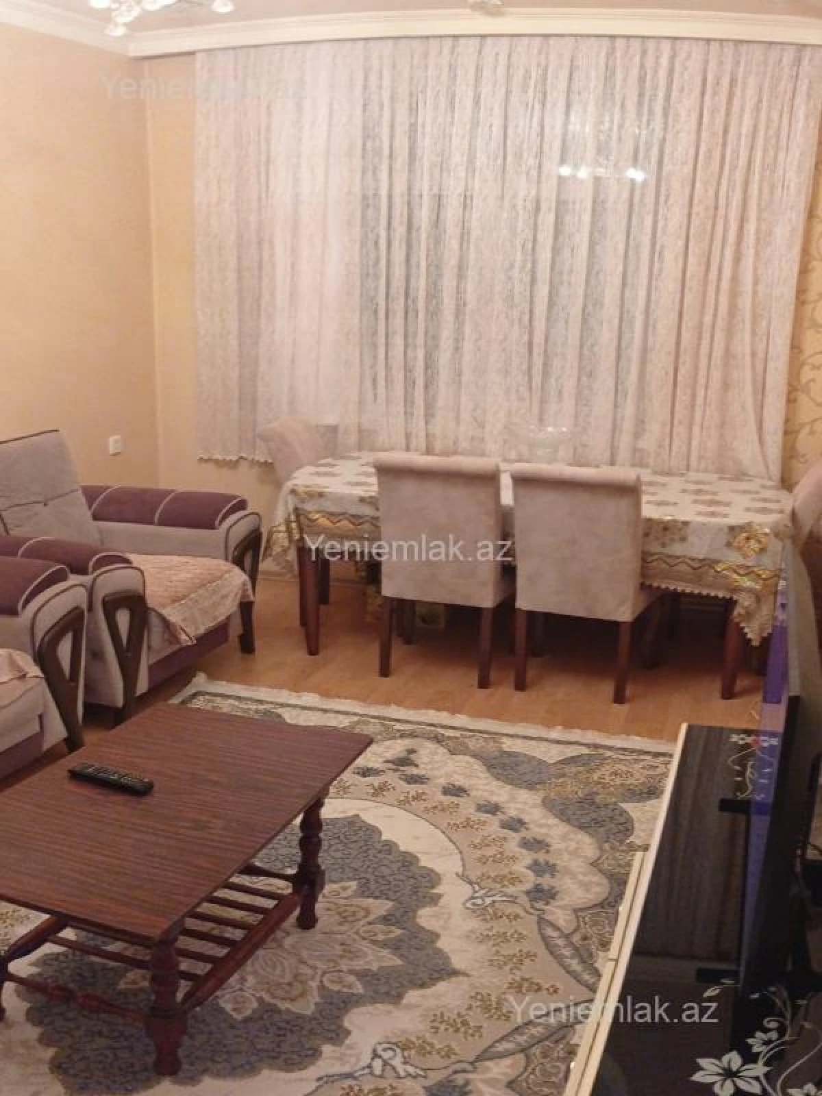 Satılır 2 otaqlı köhnə tikili 55 m²