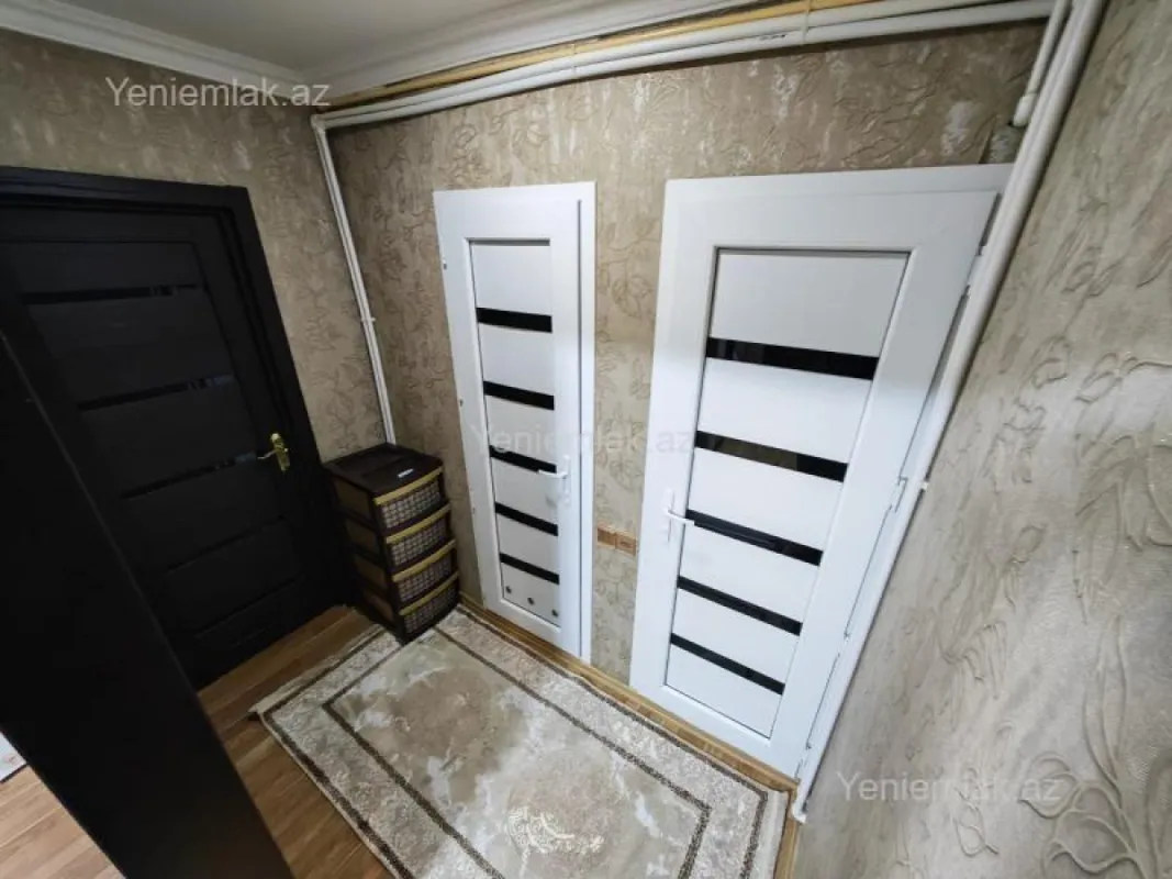 Satılır 3 otaqlı köhnə tikili 68 m²