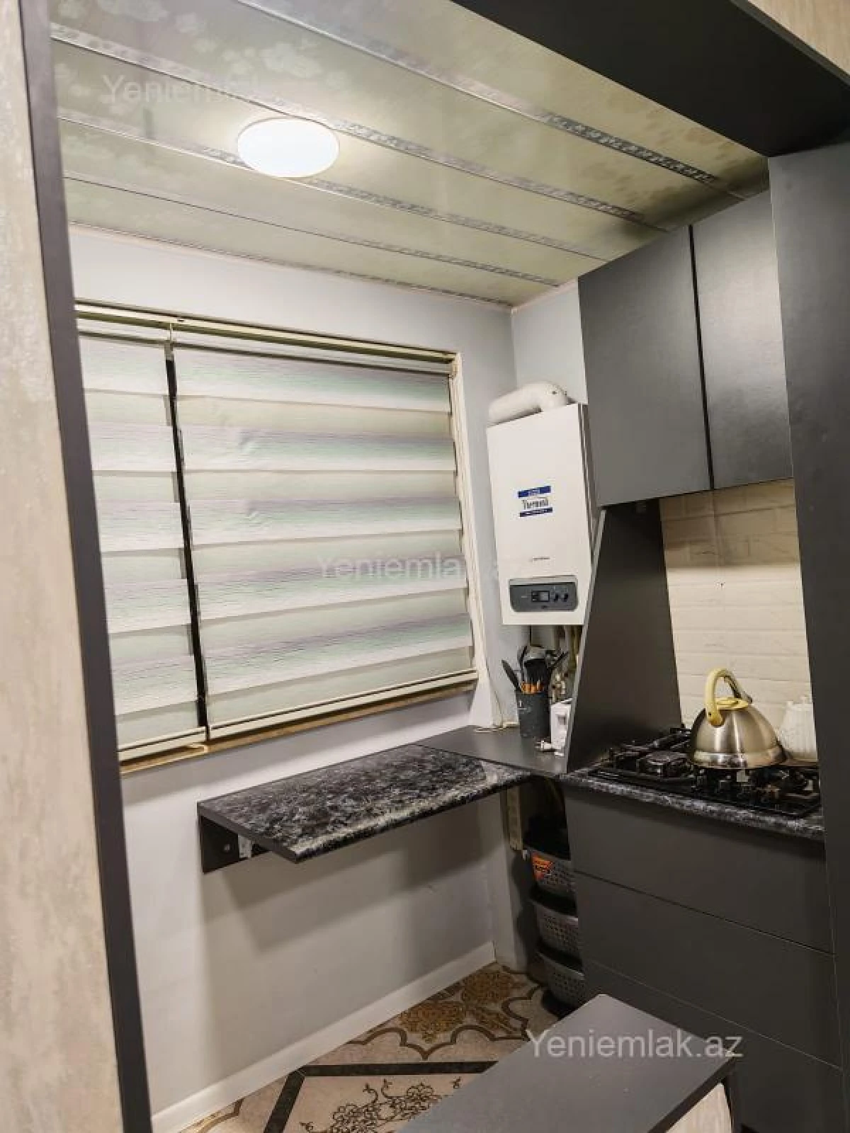 Satılır 3 otaqlı köhnə tikili 68 m²