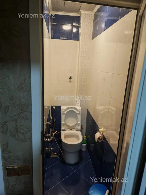 Satılır 3 otaqlı köhnə tikili 68 m²