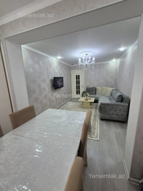 Satılır 2 otaqlı köhnə tikili 45 m²