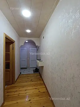 Satılır 2 otaqlı köhnə tikili 60 m²