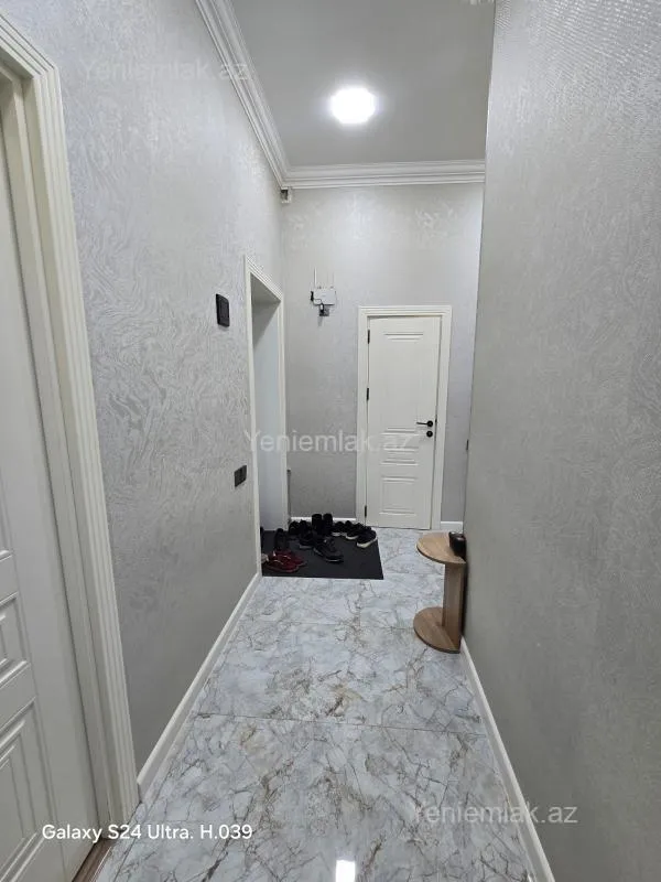 Satılır 2 otaqlı köhnə tikili 56 m²