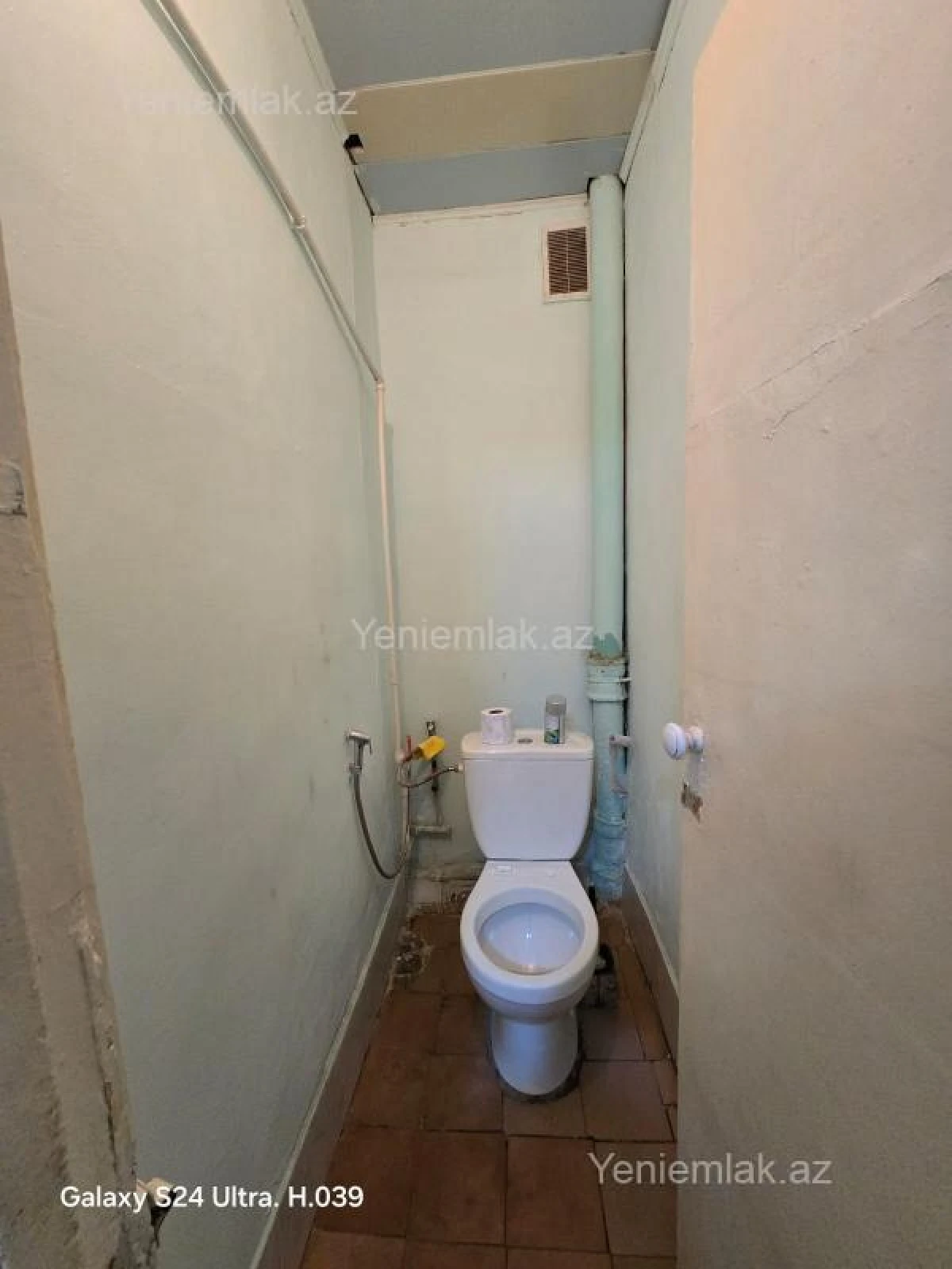 Satılır 5 otaqlı köhnə tikili 100 m²