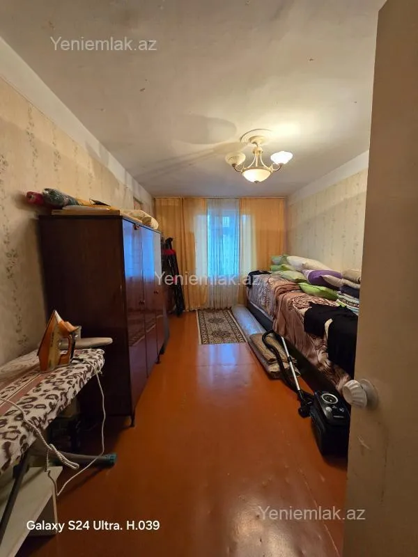 Satılır 5 otaqlı köhnə tikili 100 m²