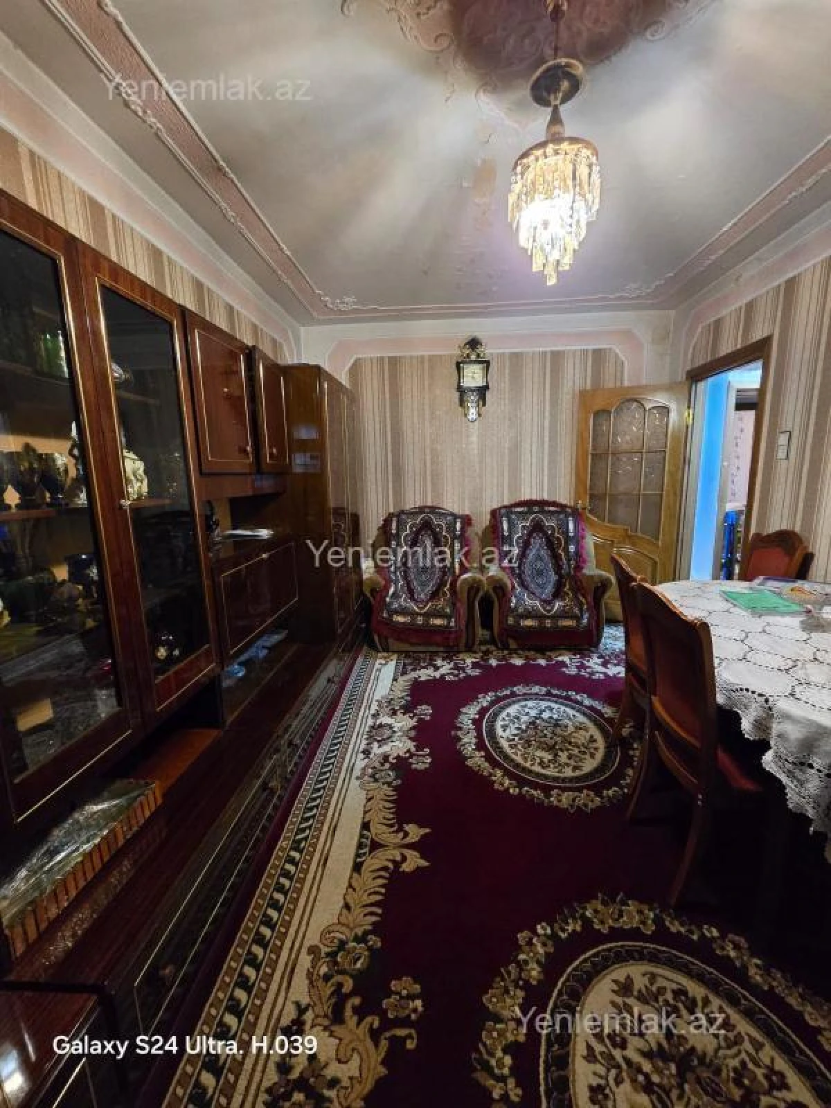 Satılır 4 otaqlı köhnə tikili 90 m²