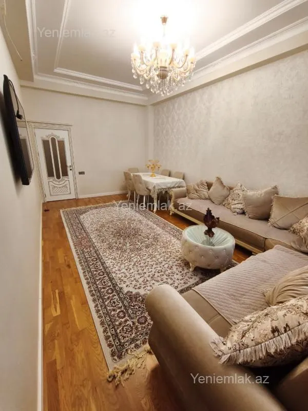 Satılır 3 otaqlı yeni tikili 120 m²