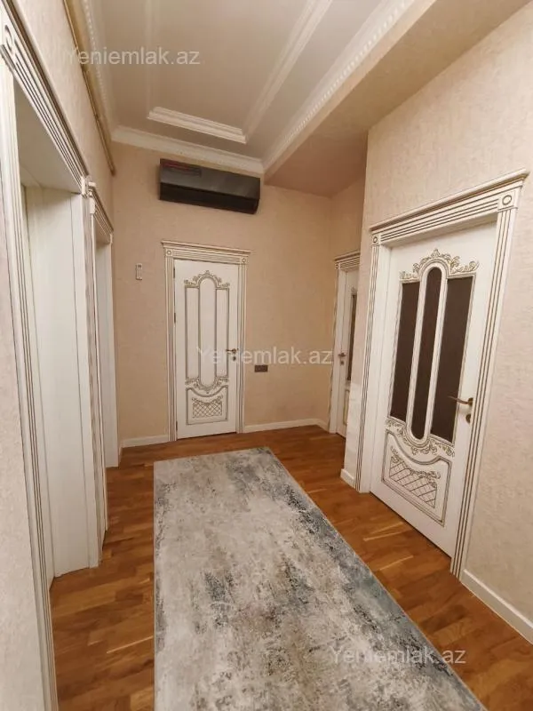 Satılır 3 otaqlı yeni tikili 120 m²