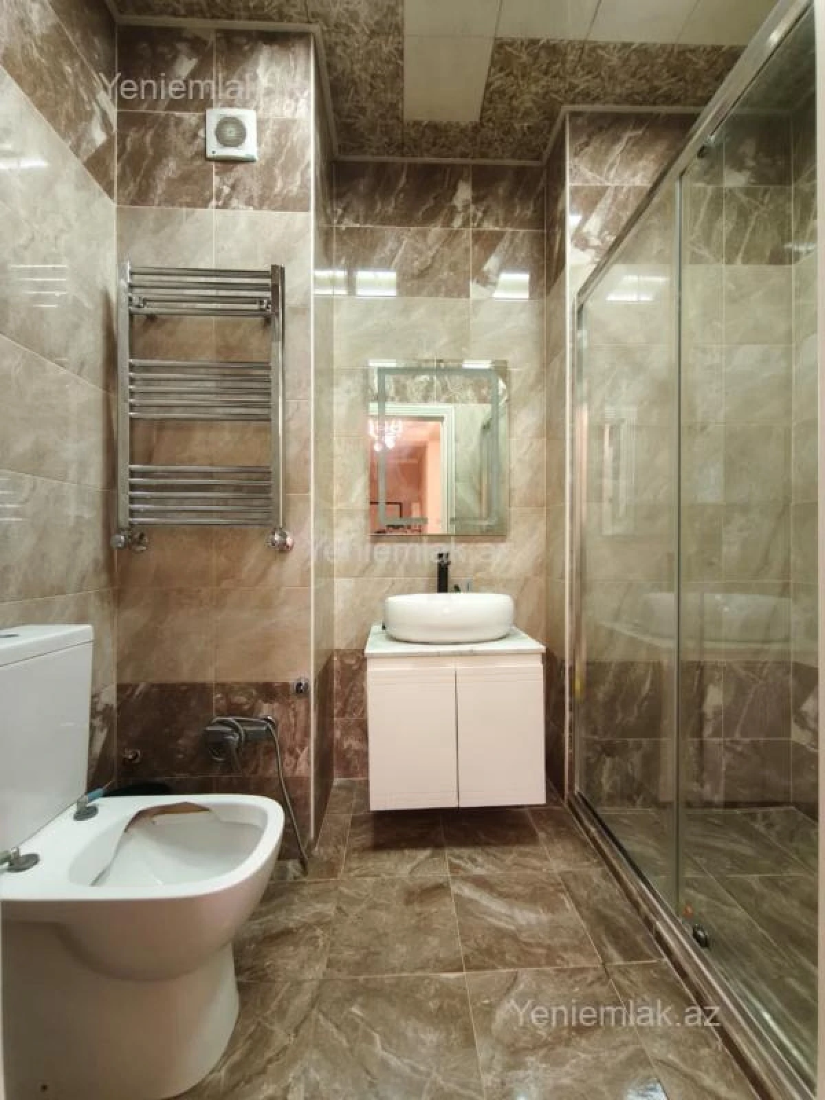 Satılır 3 otaqlı yeni tikili 120 m²