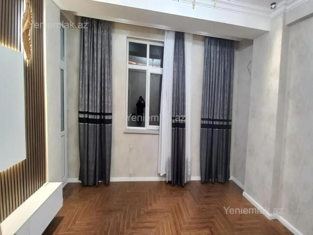 Satılır 3 otaqlı yeni tikili 108 m²