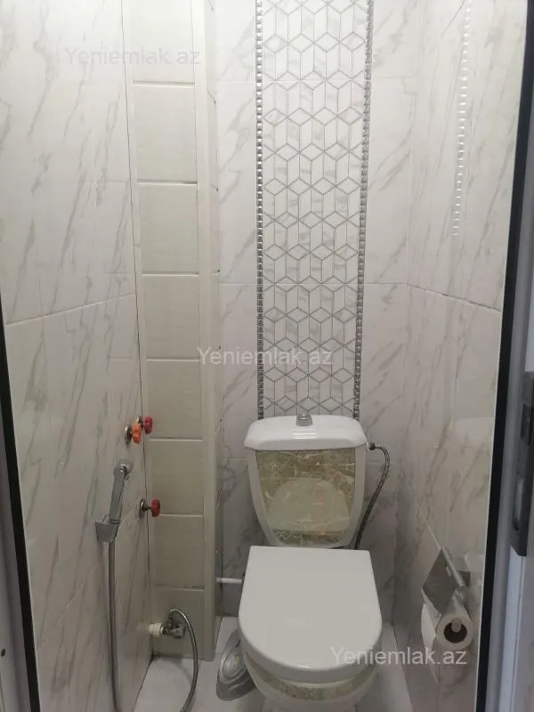 Satılır 3 otaqlı köhnə tikili 78 m²