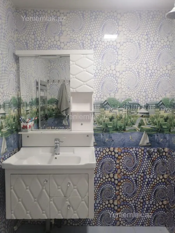 Satılır 3 otaqlı köhnə tikili 78 m²