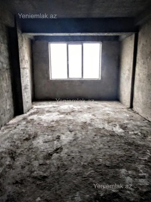 Satılır 3 otaqlı yeni tikili 135 m²