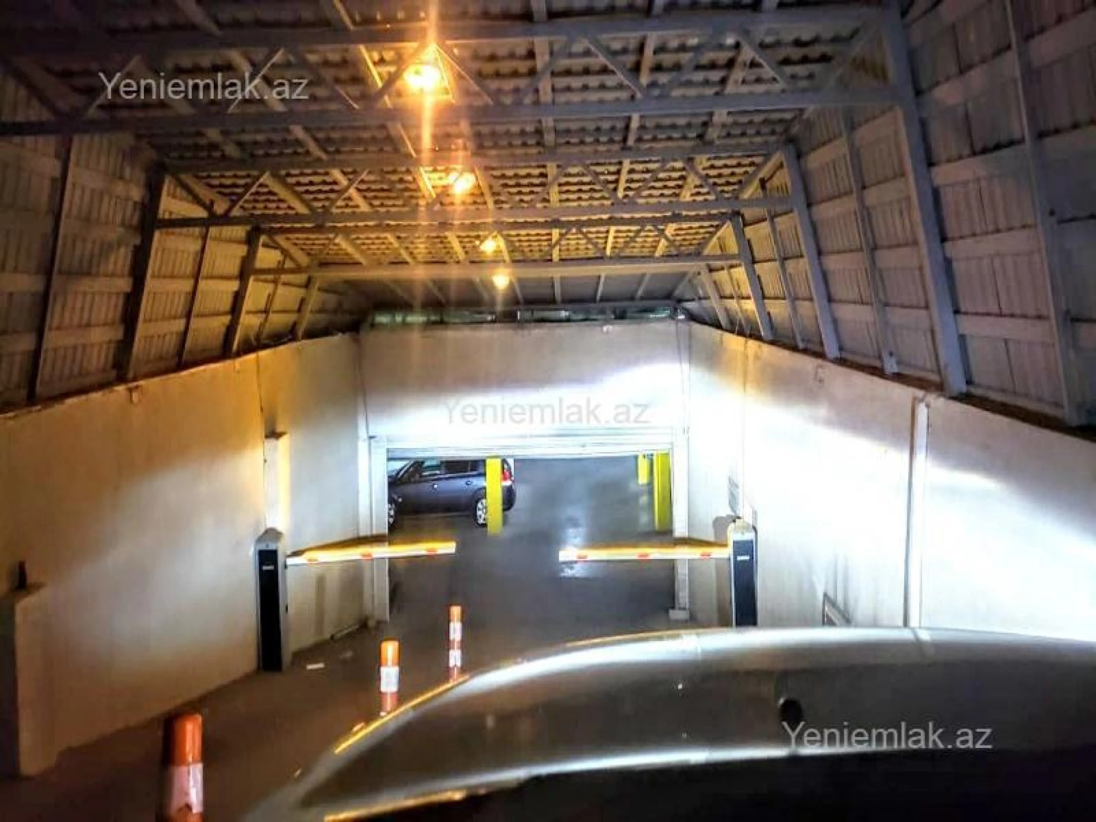 Satılır 3 otaqlı yeni tikili 135 m²