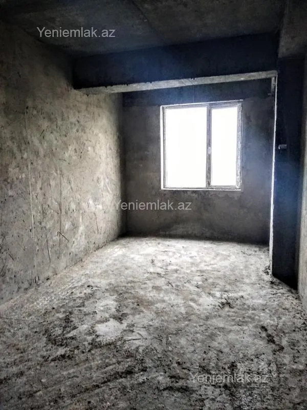 Satılır 3 otaqlı yeni tikili 135 m²