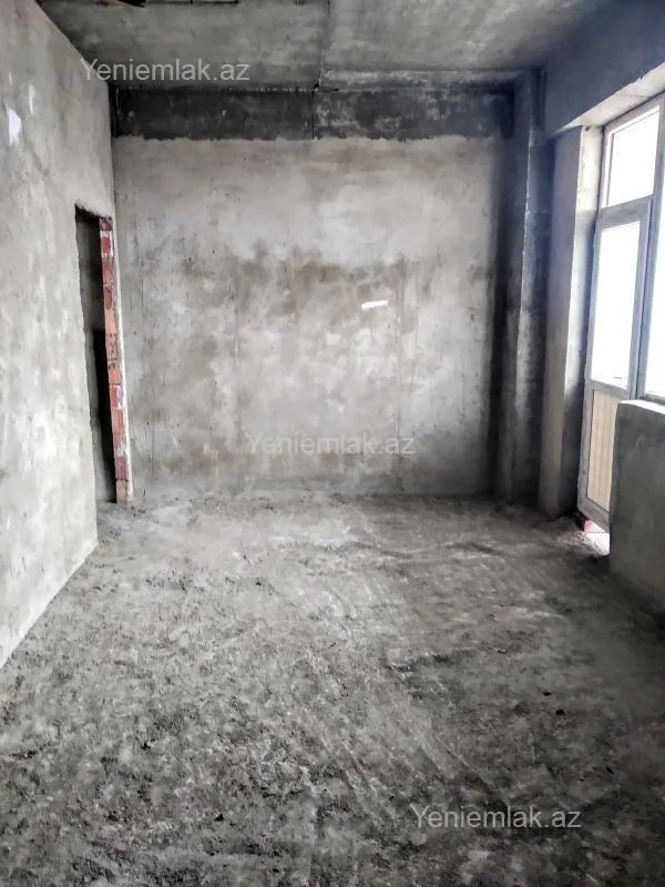 Satılır 3 otaqlı yeni tikili 135 m²