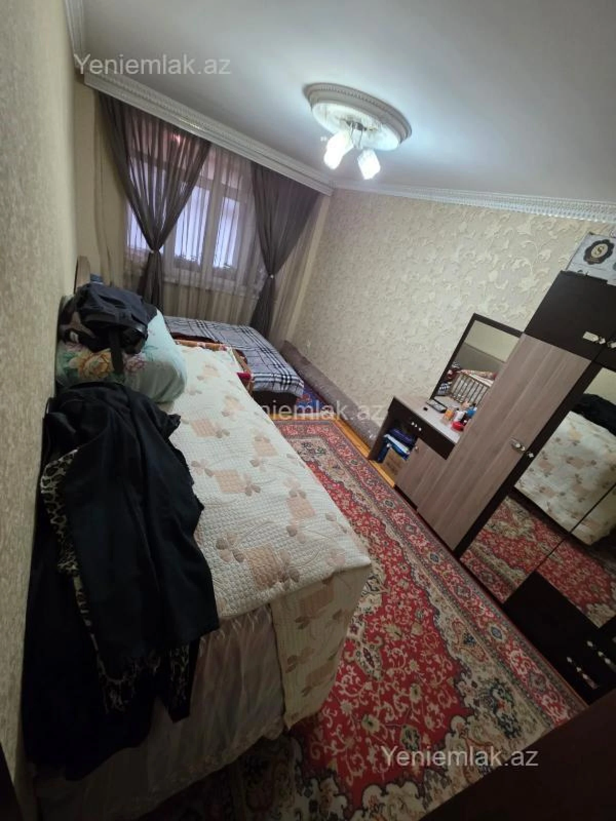 Satılır 3 otaqlı köhnə tikili 75 m²