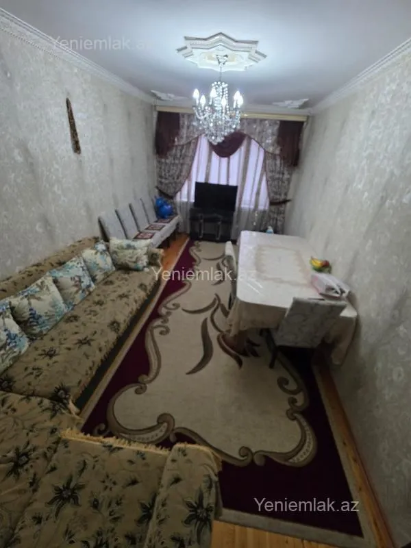Satılır 3 otaqlı köhnə tikili 75 m²