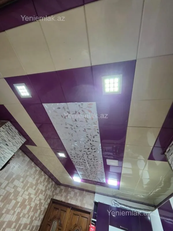 Satılır 3 otaqlı köhnə tikili 75 m²